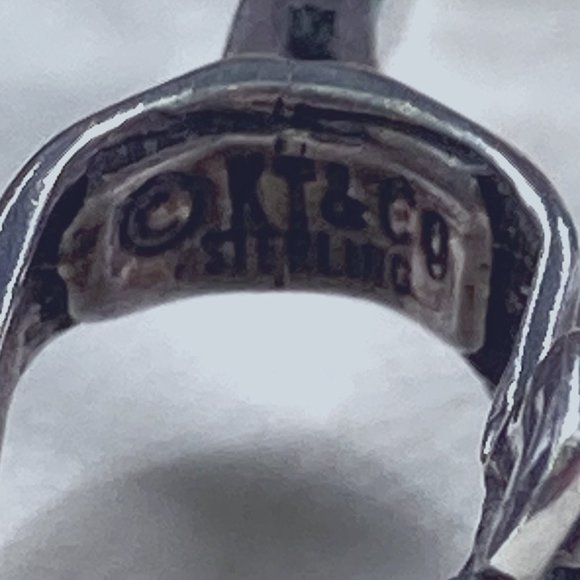 Pretty sterling silver spur dangle earrings, signed, possibly Kee Tsosie - Picture 3 of 9